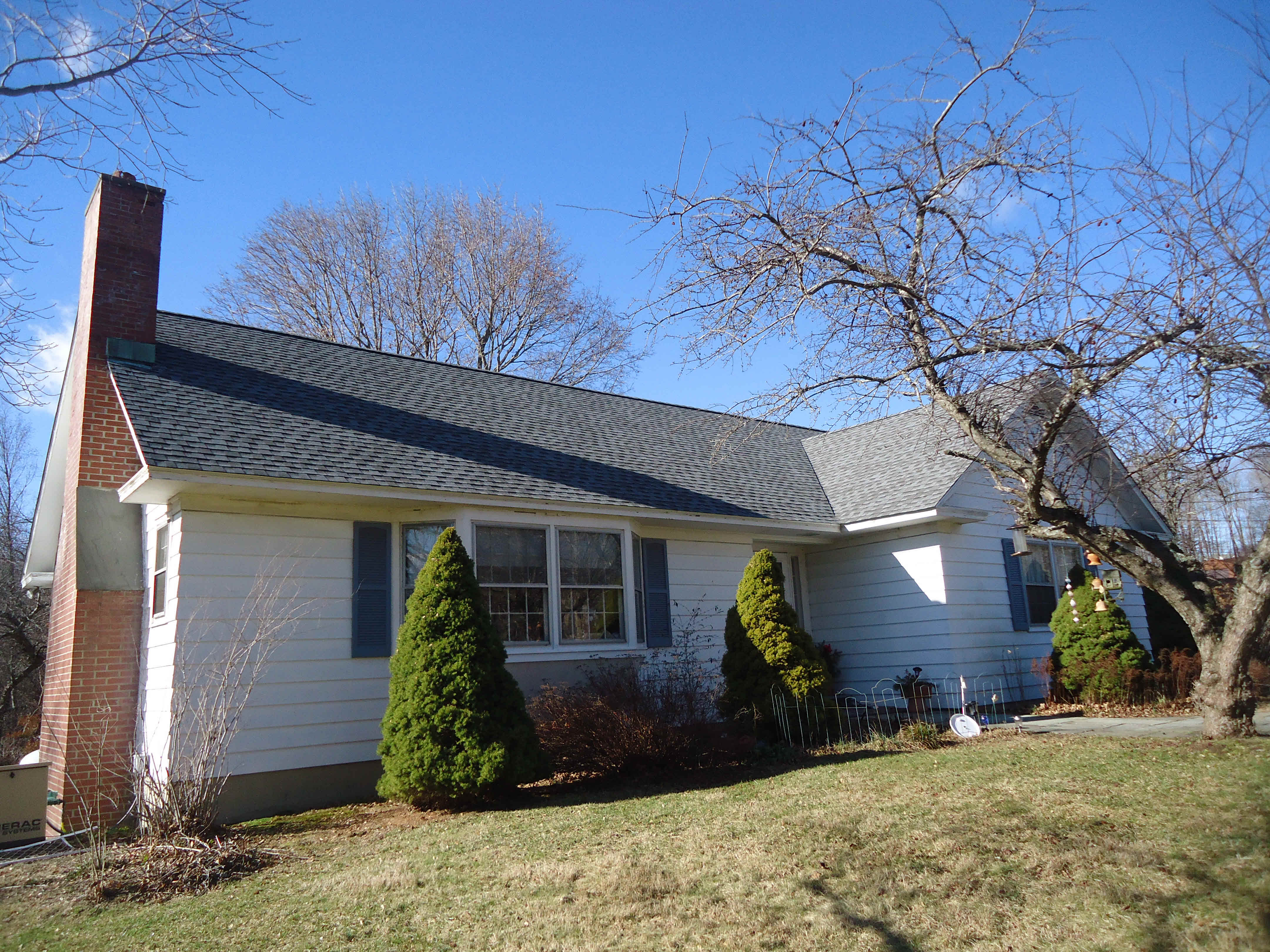Building photograph for 129 STUART RD EAST